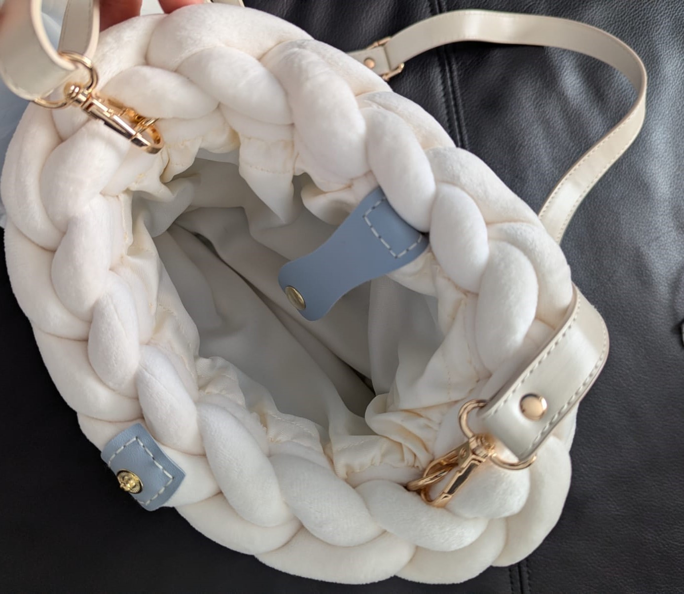 ##The Azur – Sky Blue & Cream Velvet Bag##